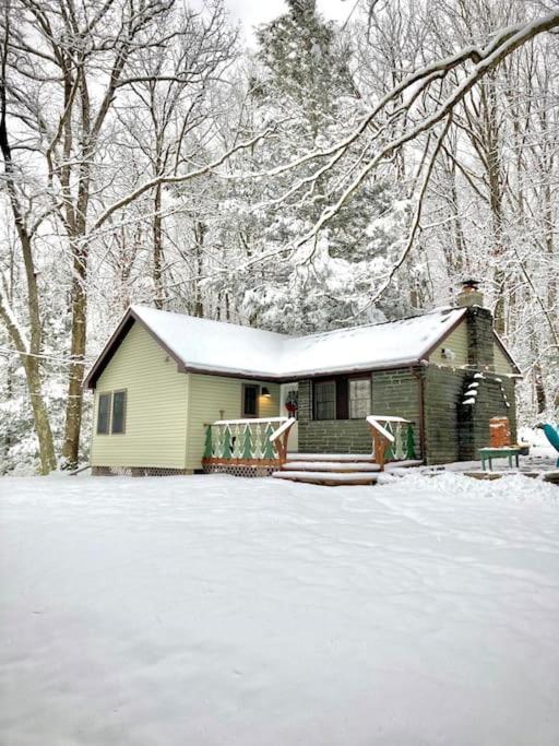 Peaceful Seasonal Wooded Cottage Close To Everything Tafton Exterior foto